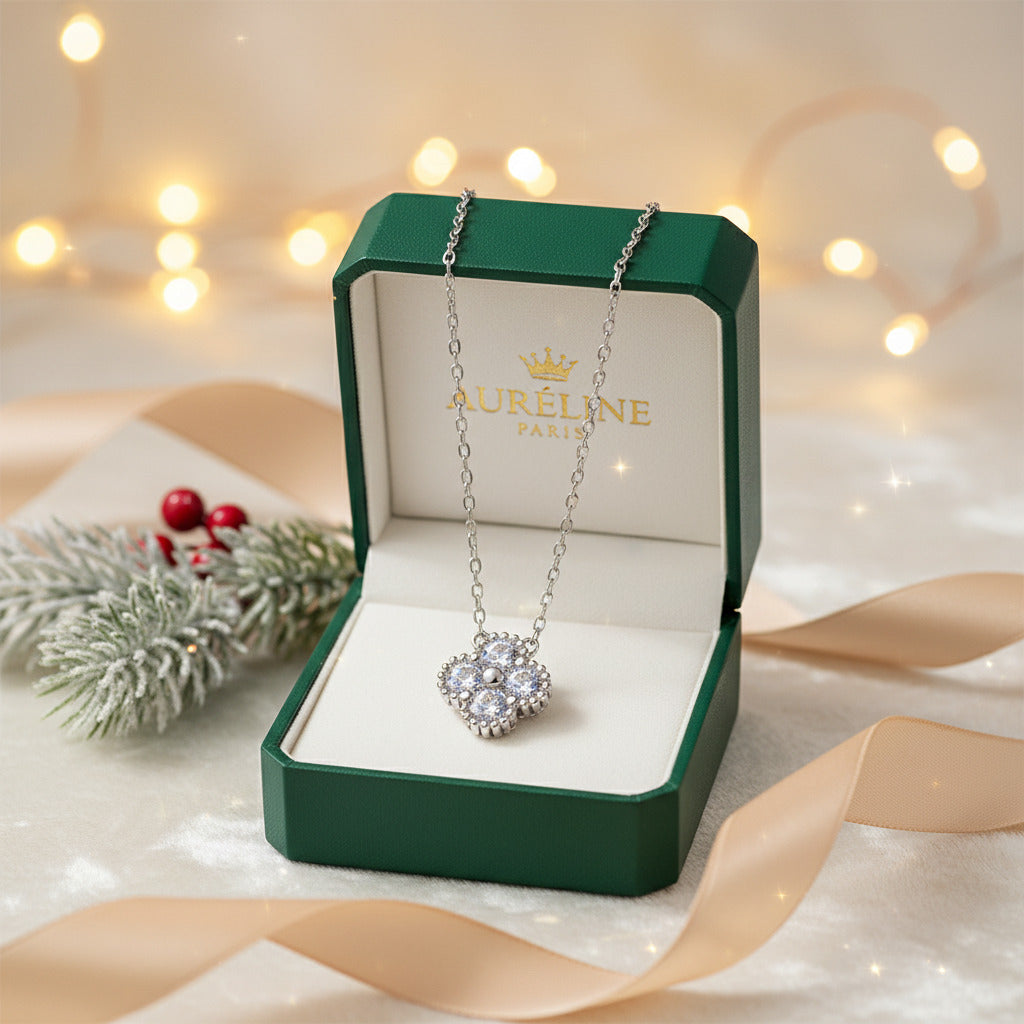 Fleur de Lumière Necklace