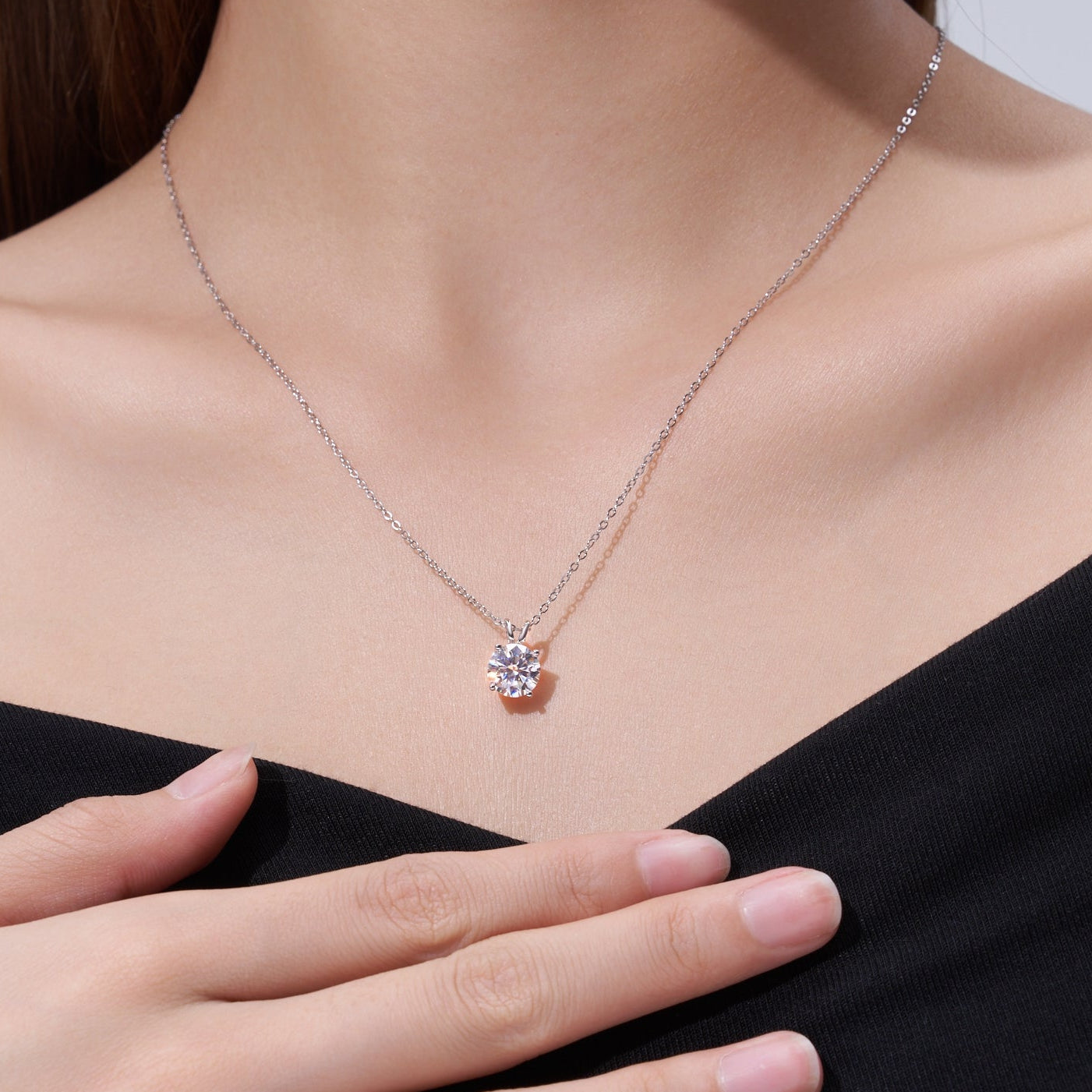 Vérité Lumière Necklace