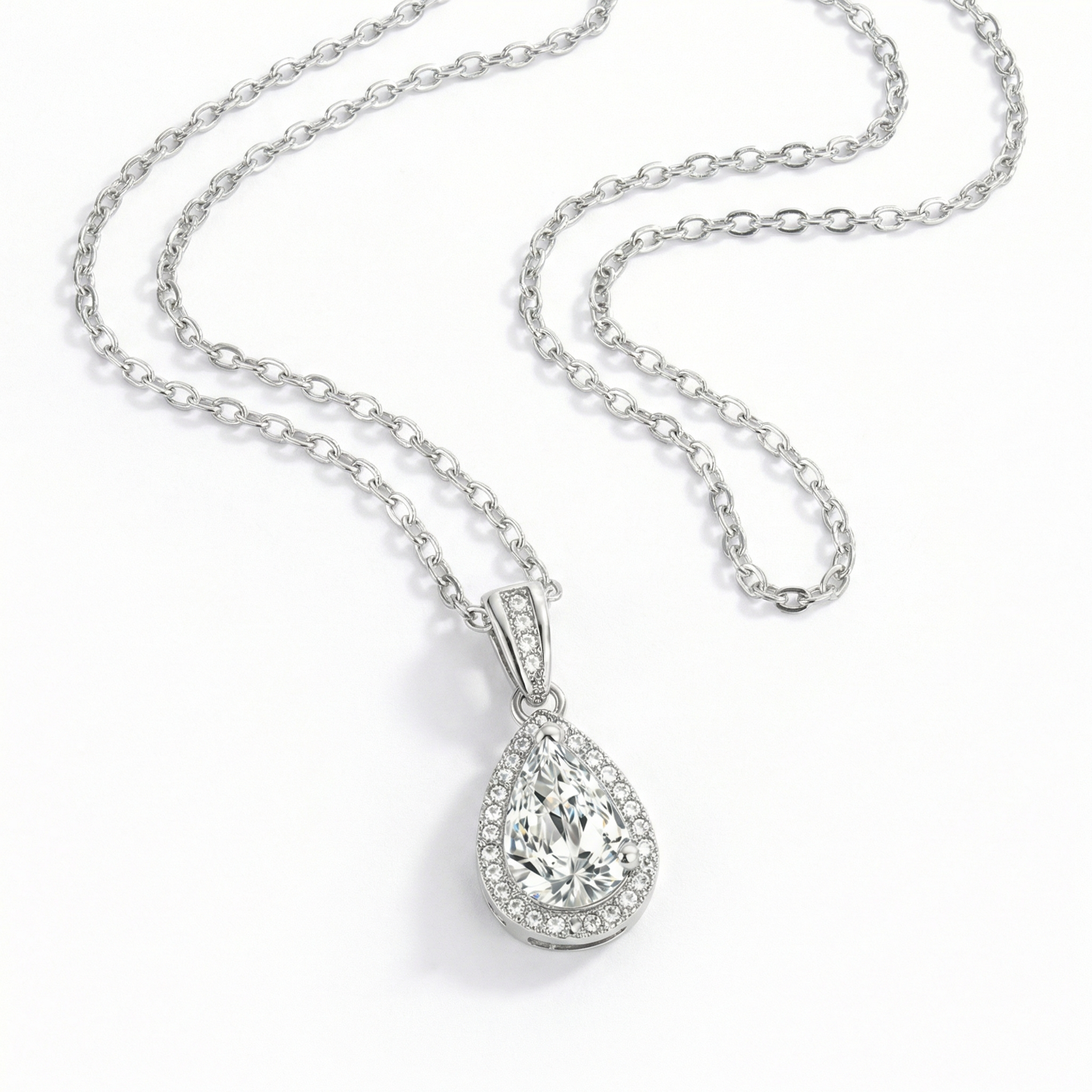 Larme de Lumière Necklace