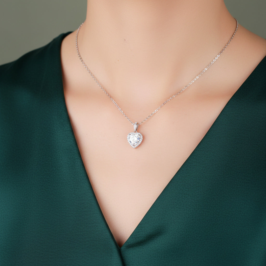 Amour Radieux Necklace