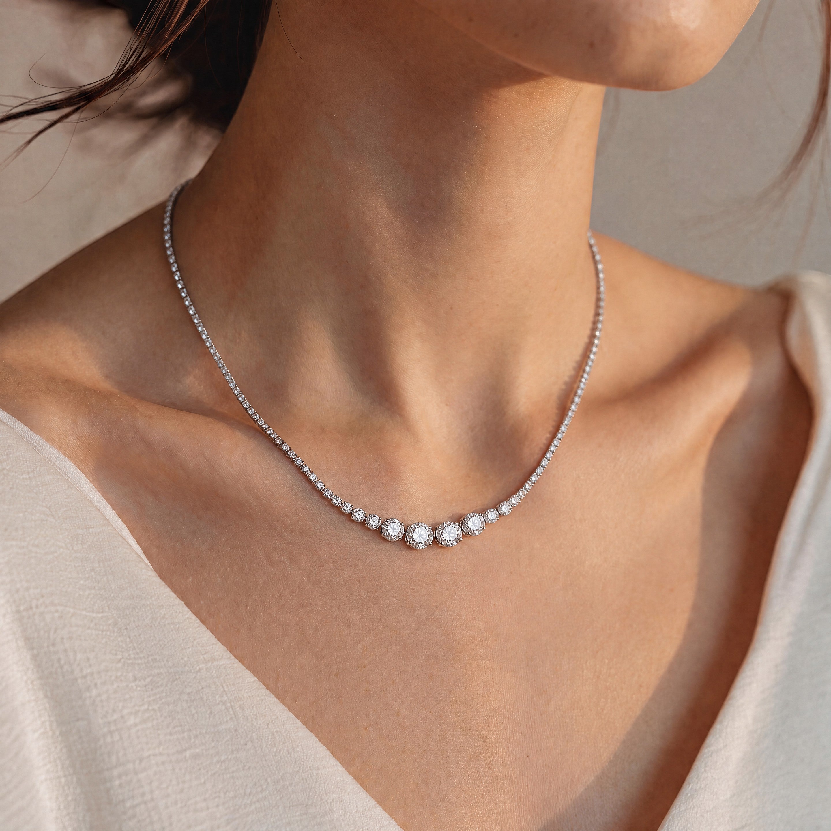 18K White Gold Vermeil, 18K White Gold Vermeil / Lifestyle