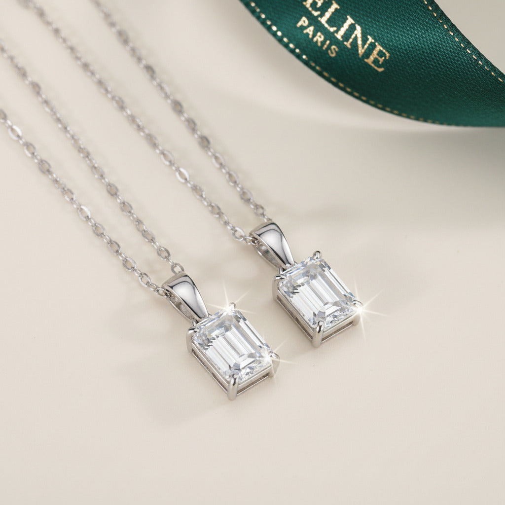 Classique Solitaire Necklace