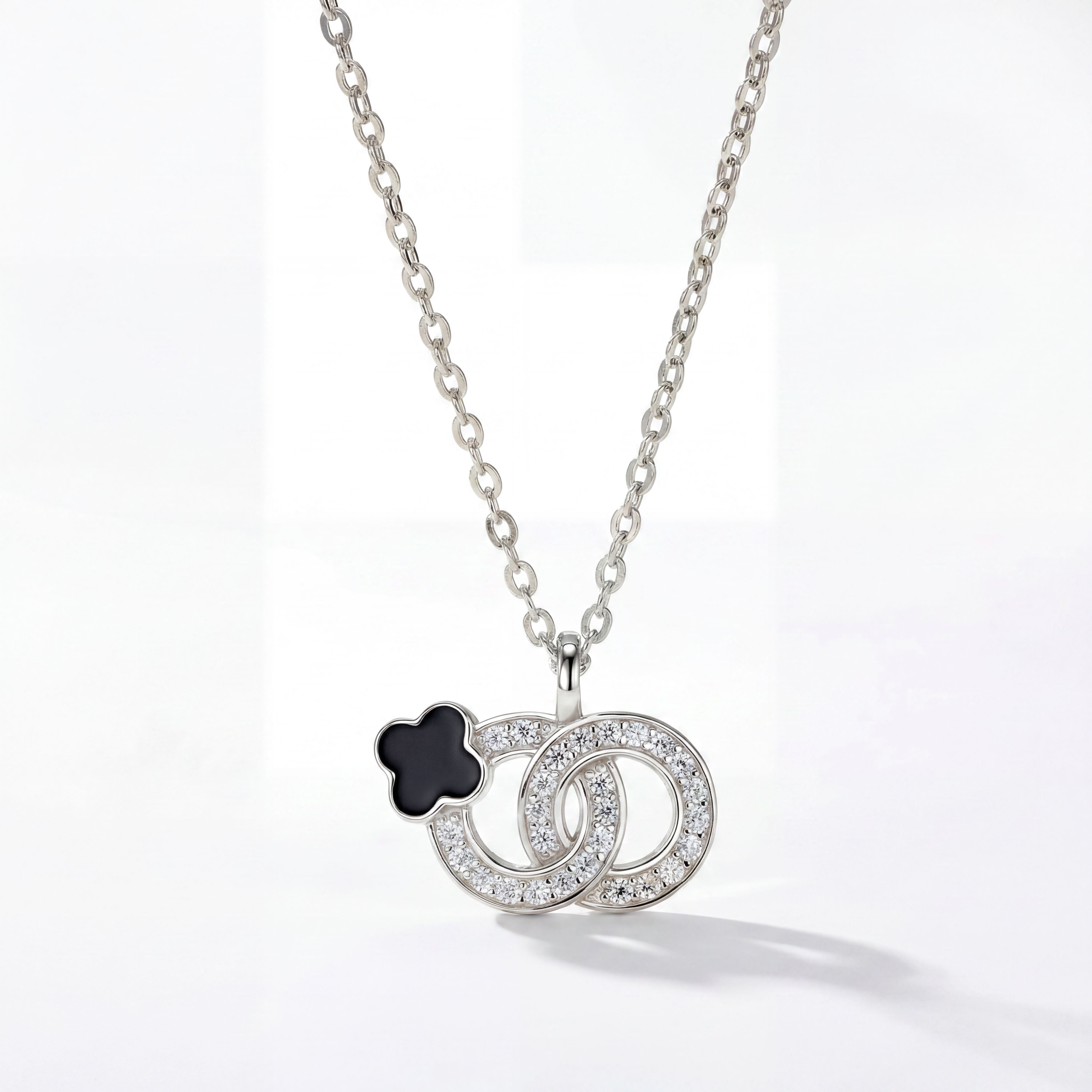 Velora Union Necklace