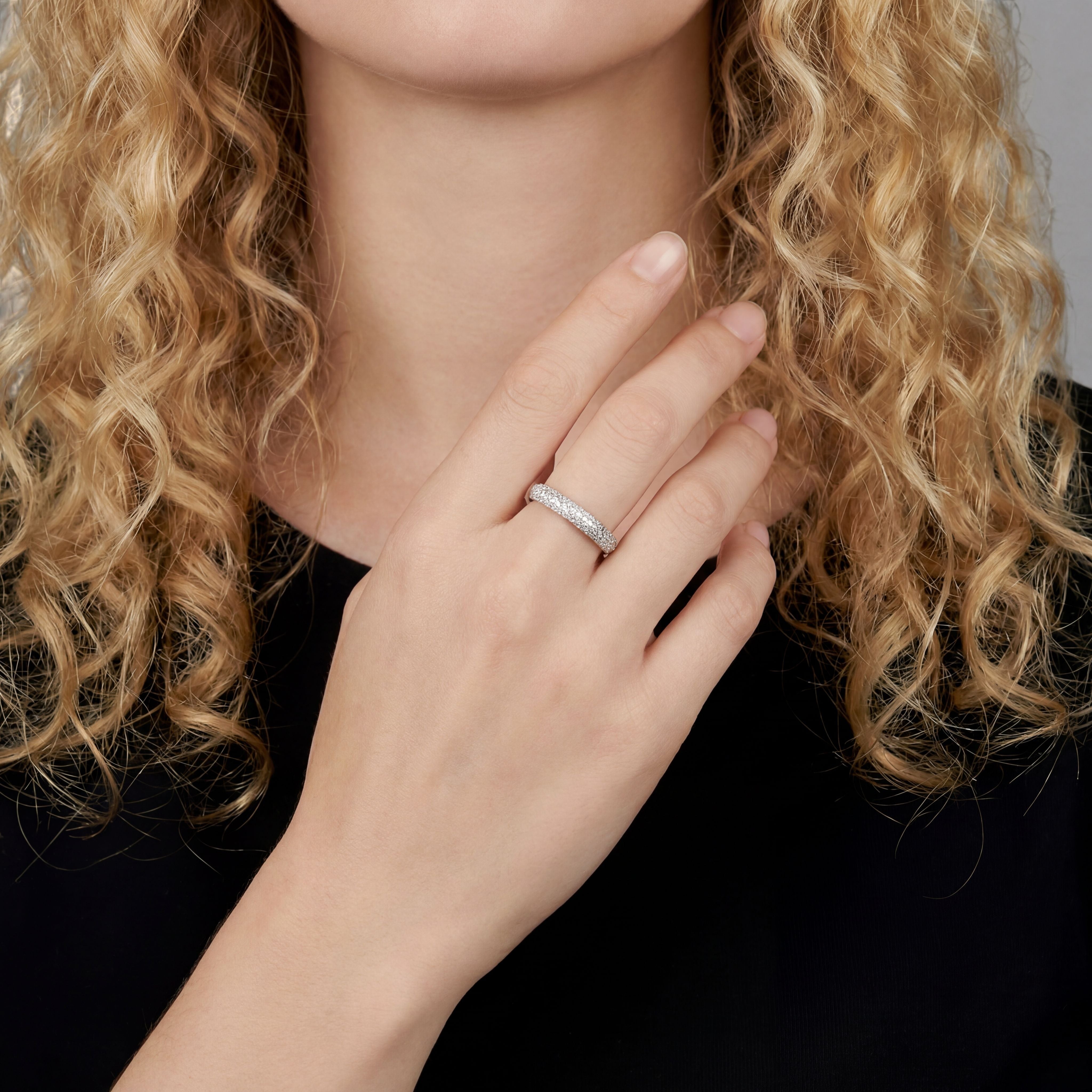 18K White Gold Vermeil, 18K White Gold Vermeil / Lifestyle