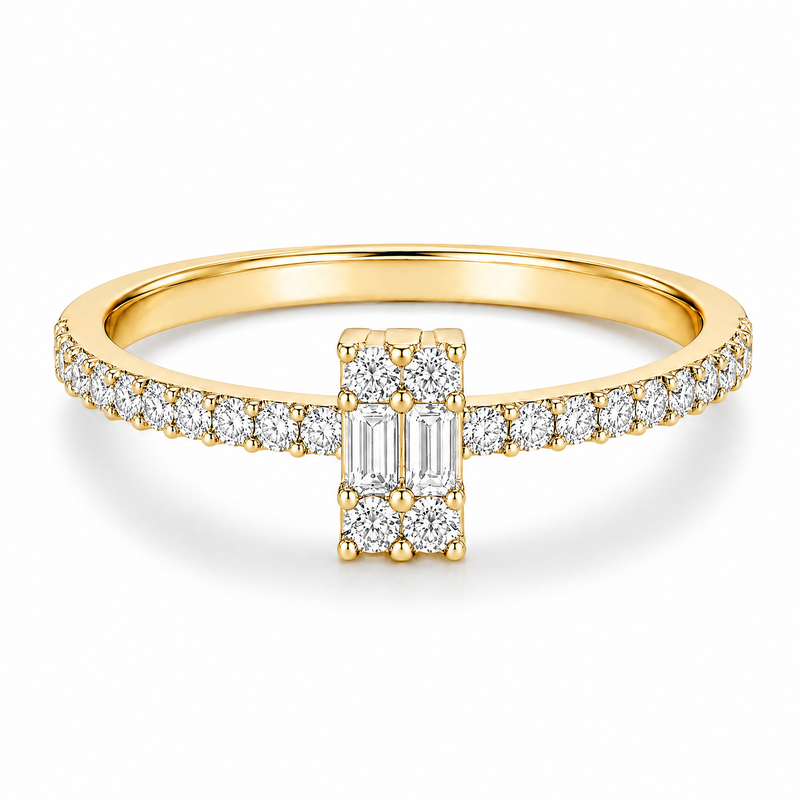 Évara Baguette Halo Ring