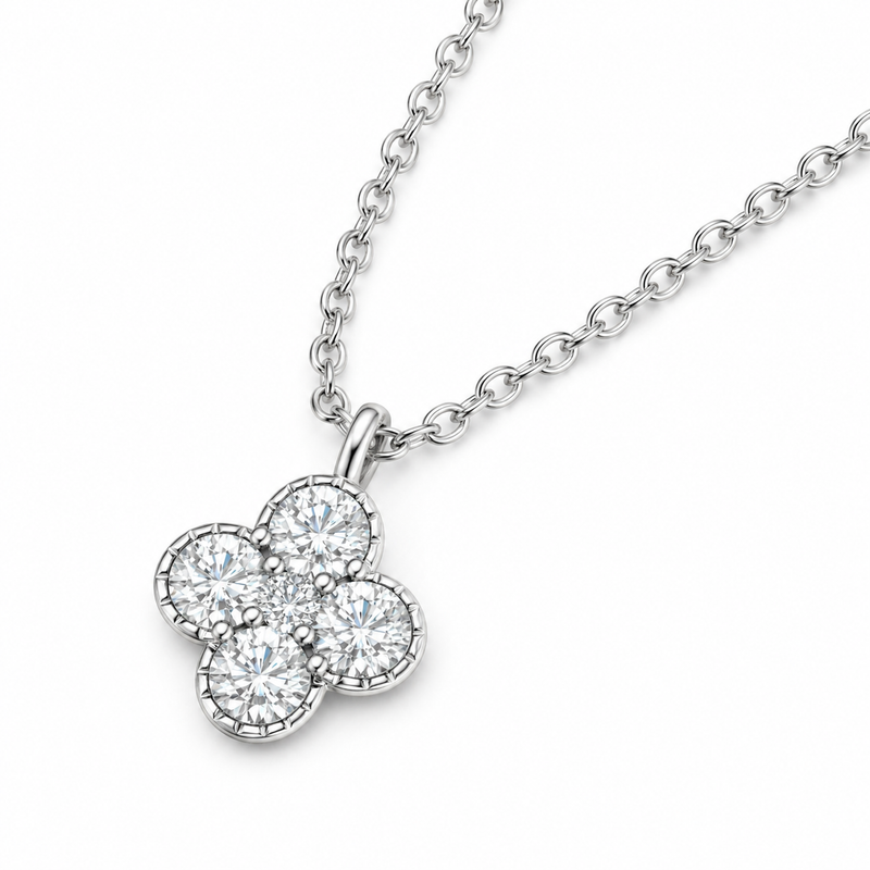 Étoile Clover Necklace