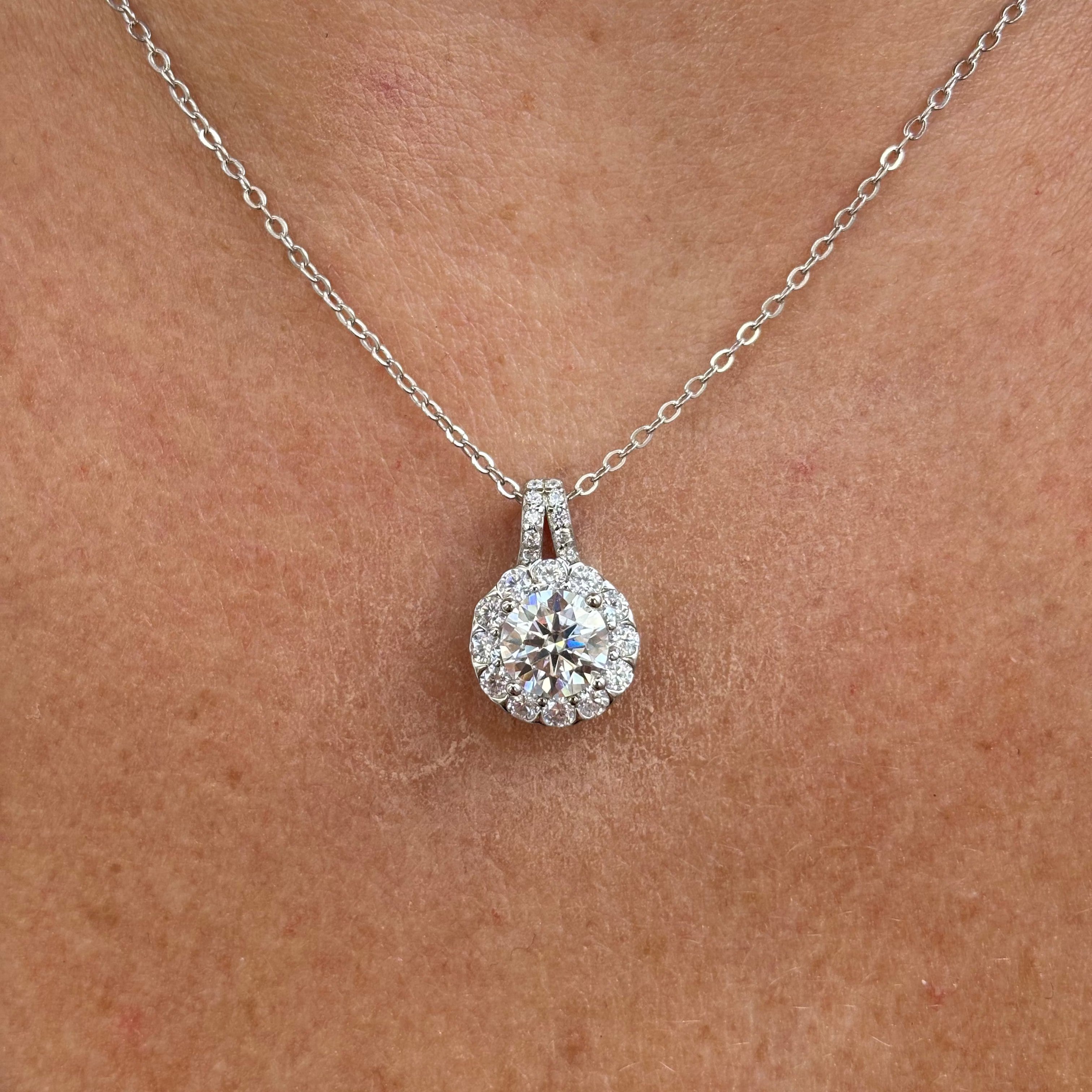 18K White Gold Vermeil, 18K White Gold Vermeil / Lifestyle