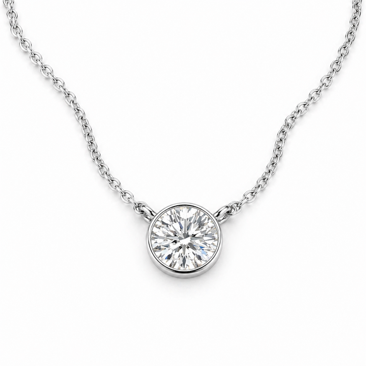 Lumière Solitaire Necklace