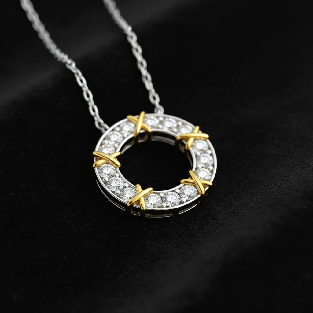 Croisée Necklace