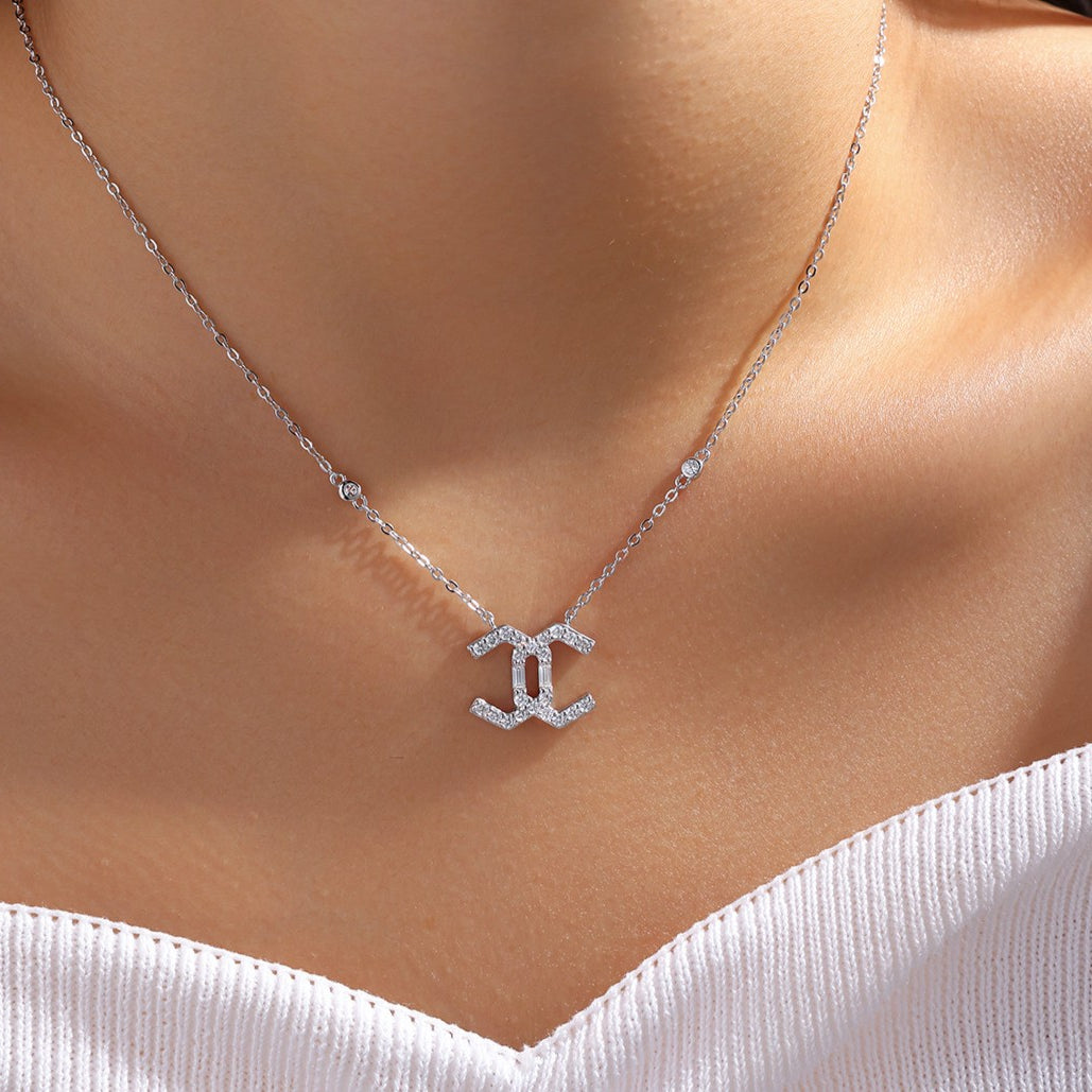 Éclat Monogram Necklace
