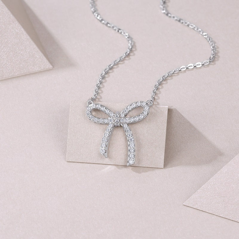 Noeud Lumière Necklace