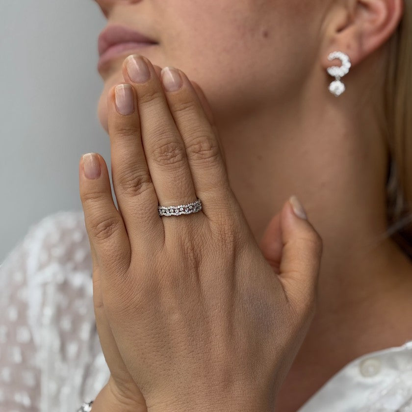 18K White Gold Vermeil, 18K White Gold Vermeil / Lifestyle