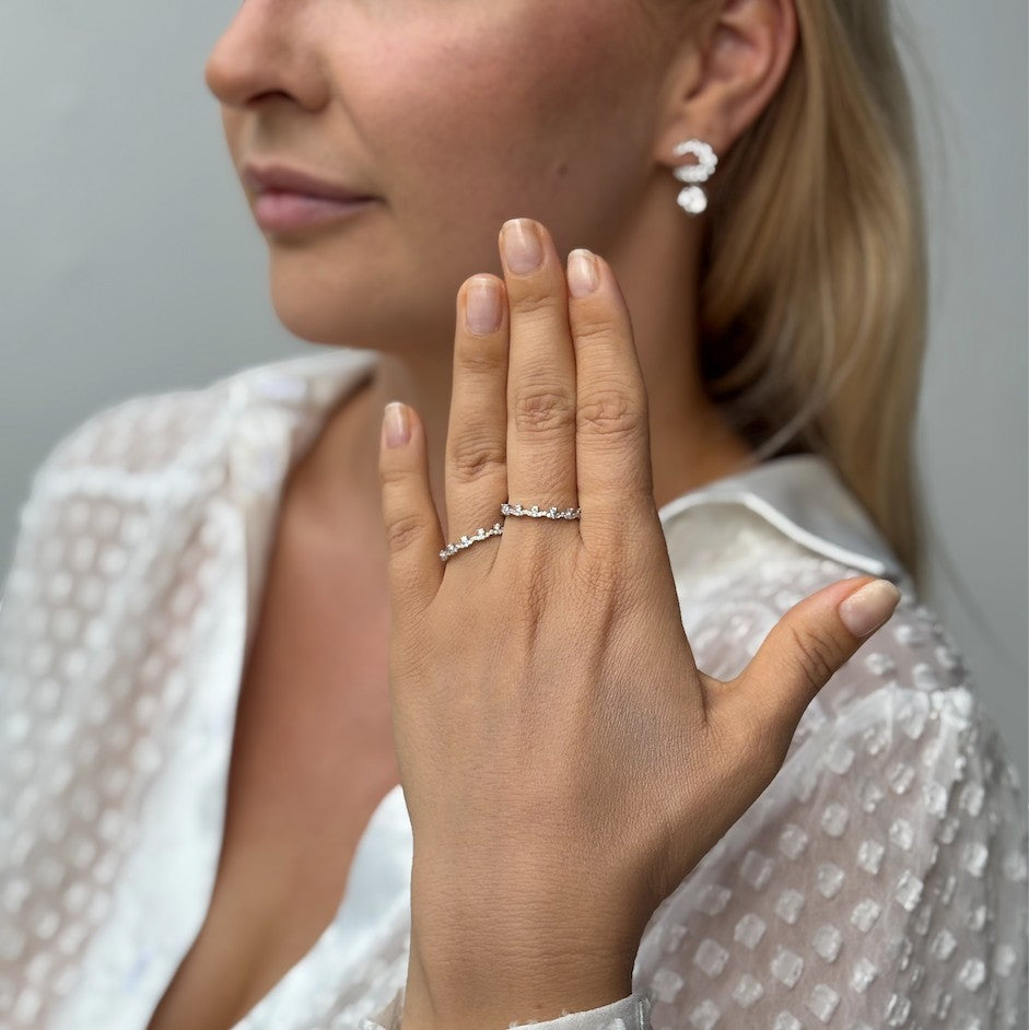 18K White Gold Vermeil, 18K White Gold Vermeil / Lifestyle