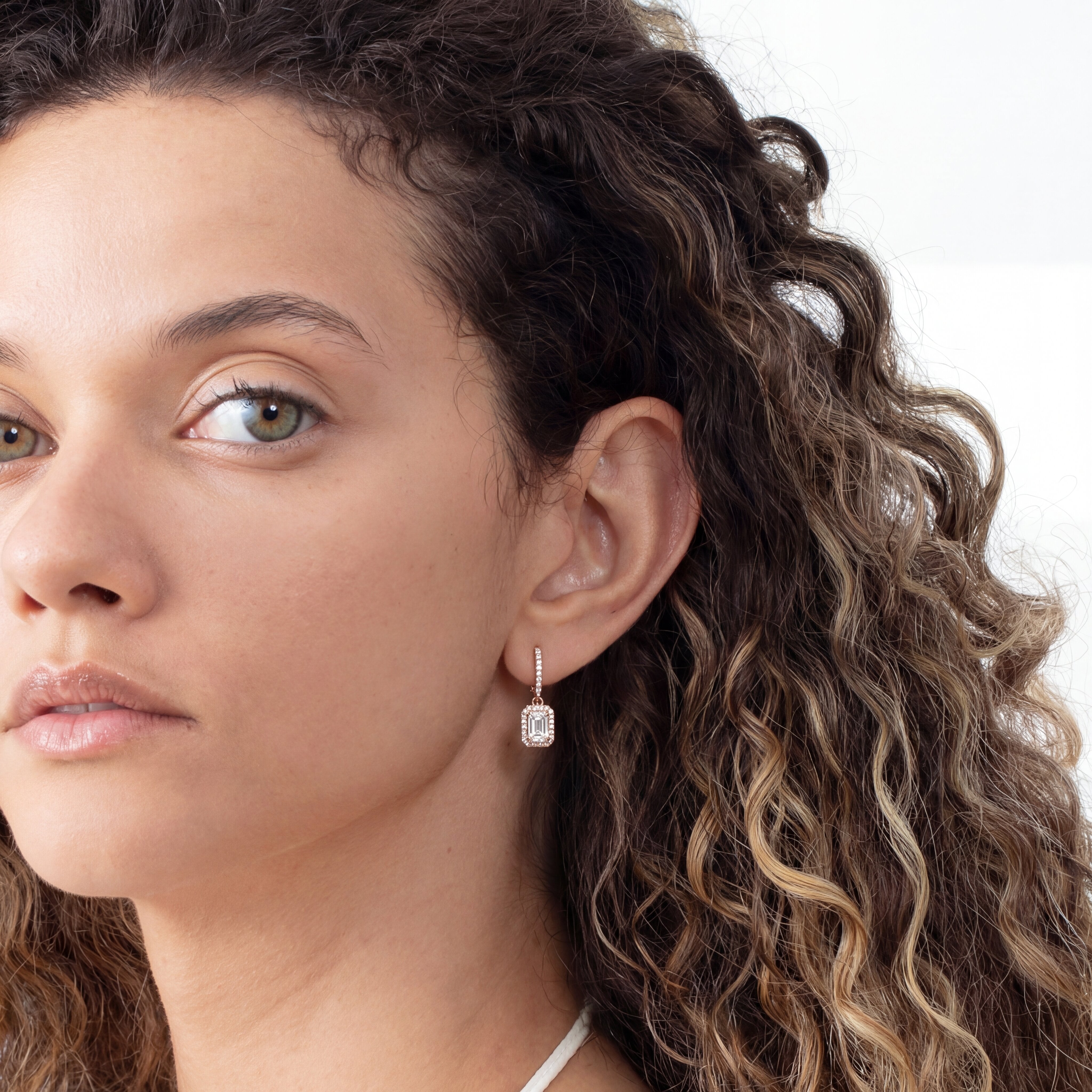 Lumière Élancée Earrings