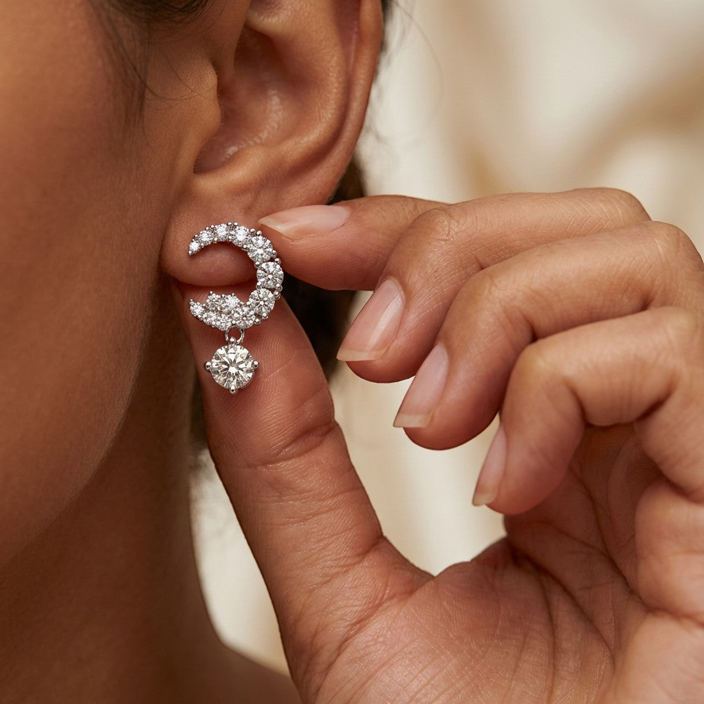 18K White Gold Vermeil, 18K White Gold Vermeil / Lifestyle