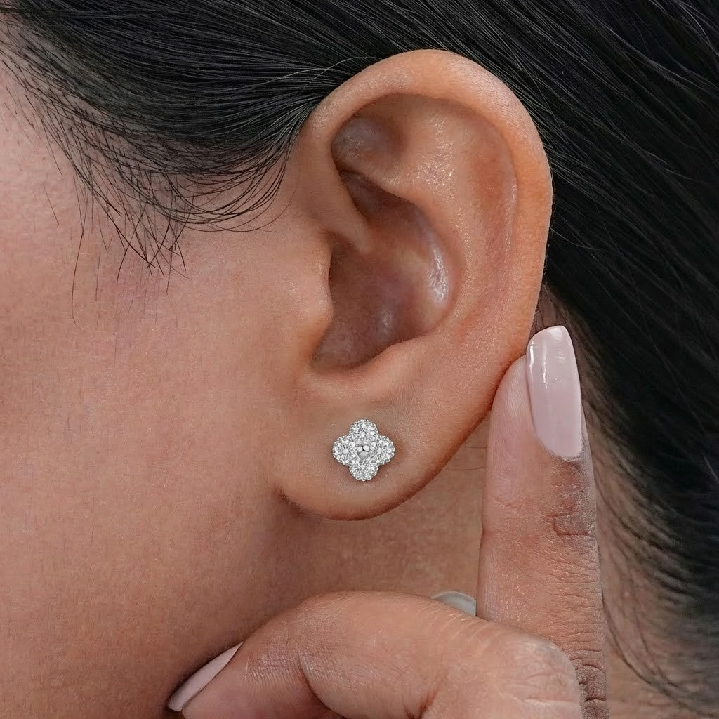 18K White Gold Vermeil, 18K White Gold Vermeil / Lifestyle