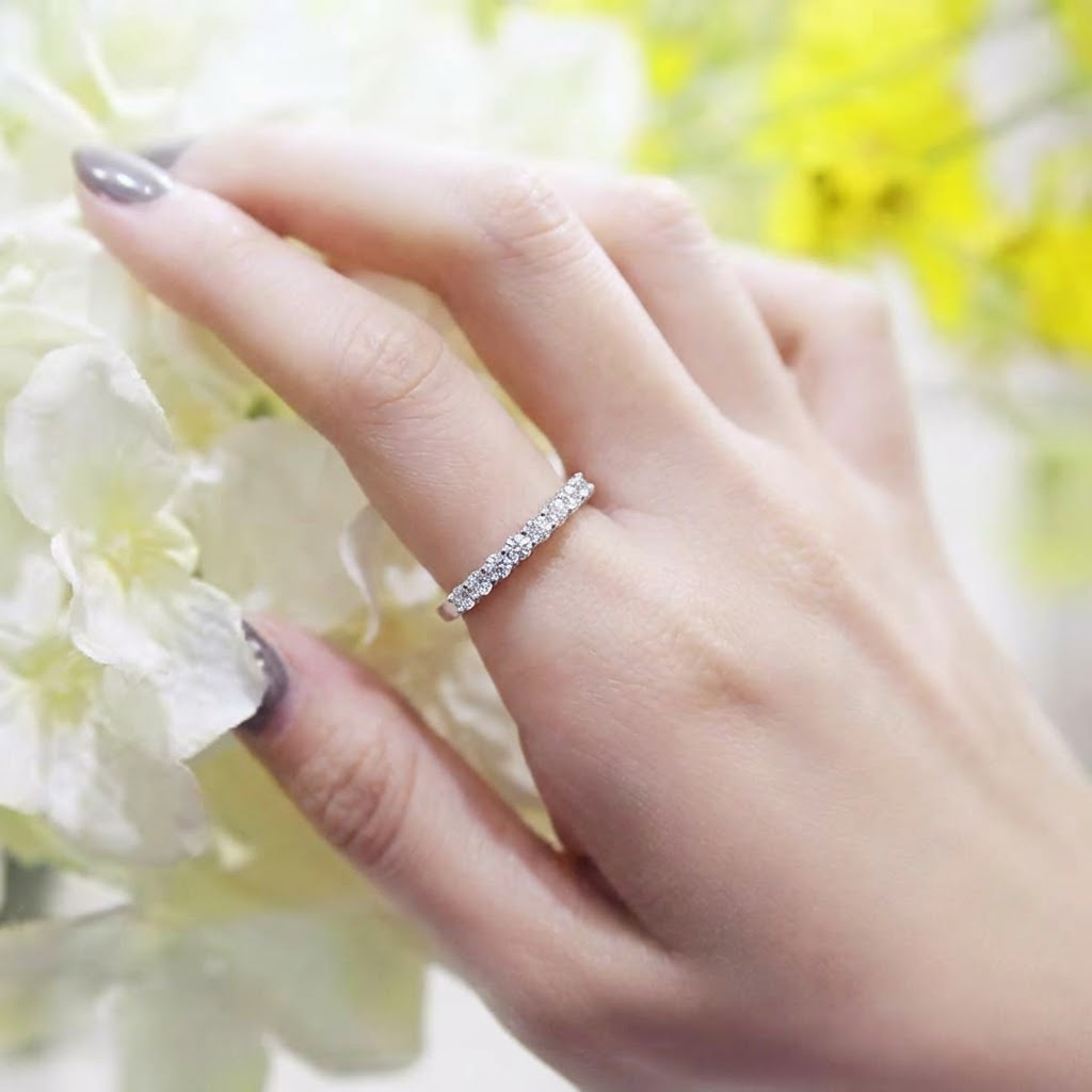18K White Gold Vermeil, 18K White Gold Vermeil Lifestyle
