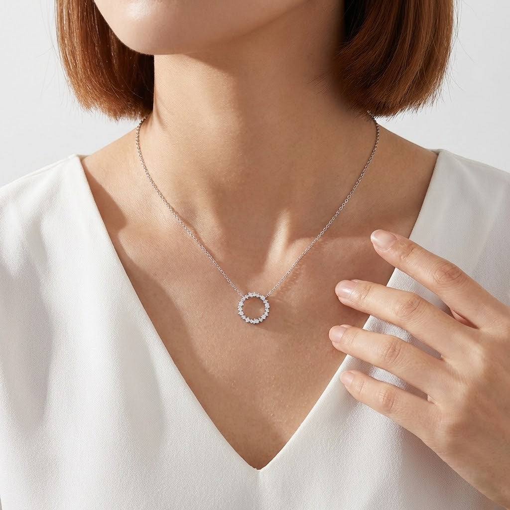18K White Gold Vermeil, 18K White Gold Vermeil / Lifestyle