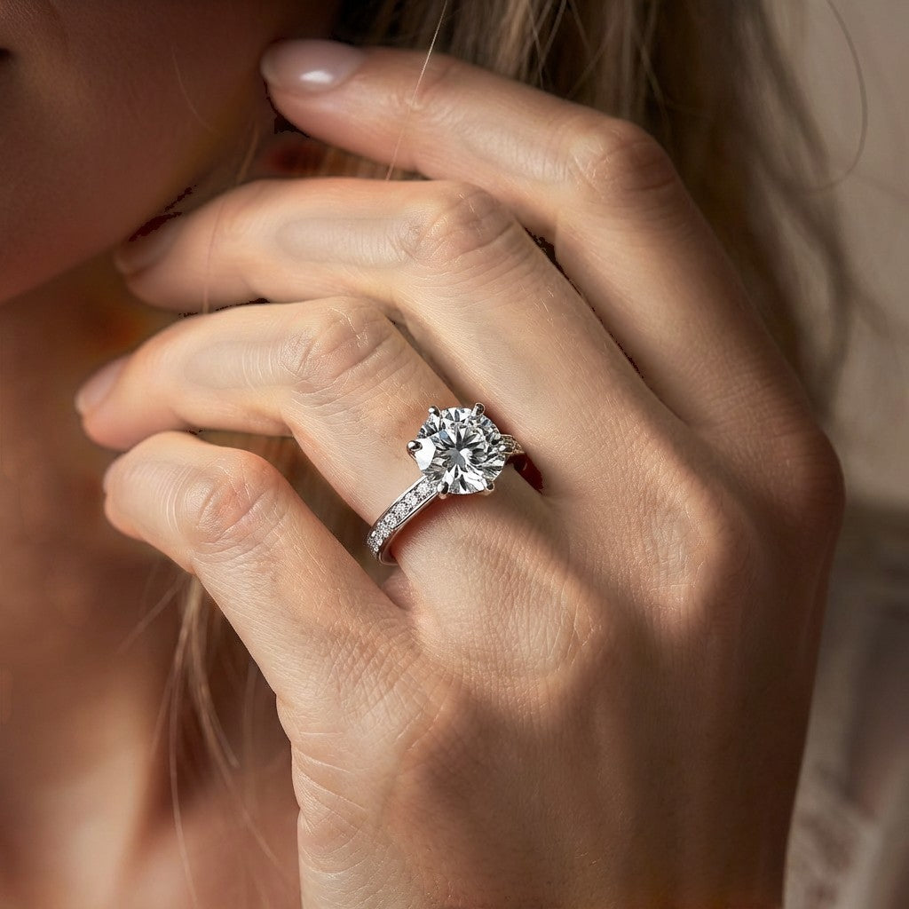 18K White Gold Vermeil, 18K White Gold Vermeil / Lifestyle