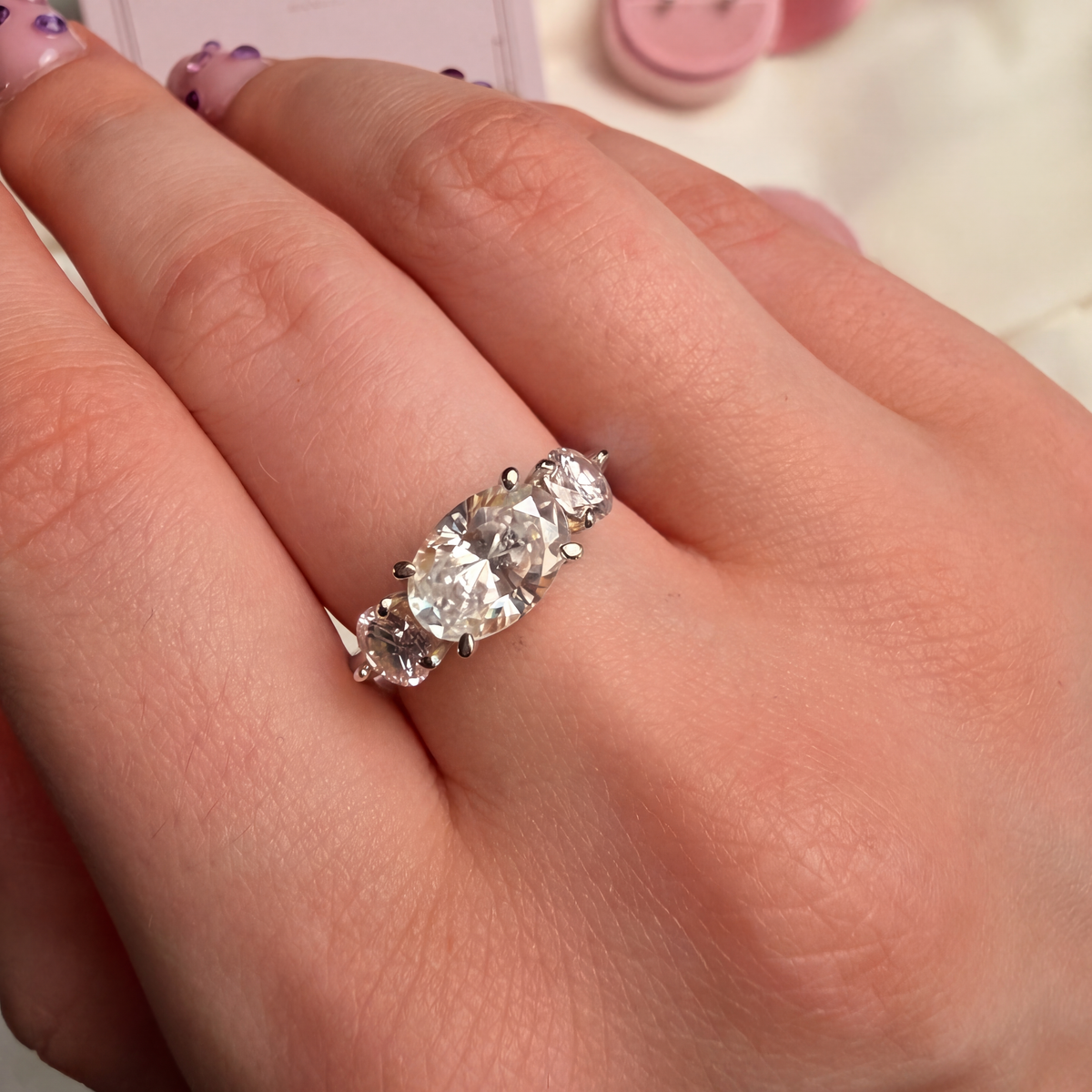 18K White Gold Vermeil, 18K White Gold Vermeil / Lifestyle