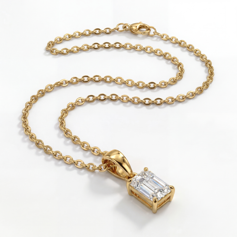 Classique Solitaire Necklace