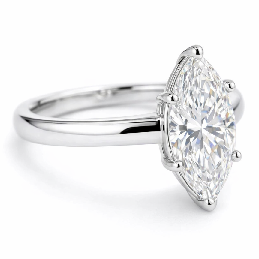Maréva Solitaire Ring