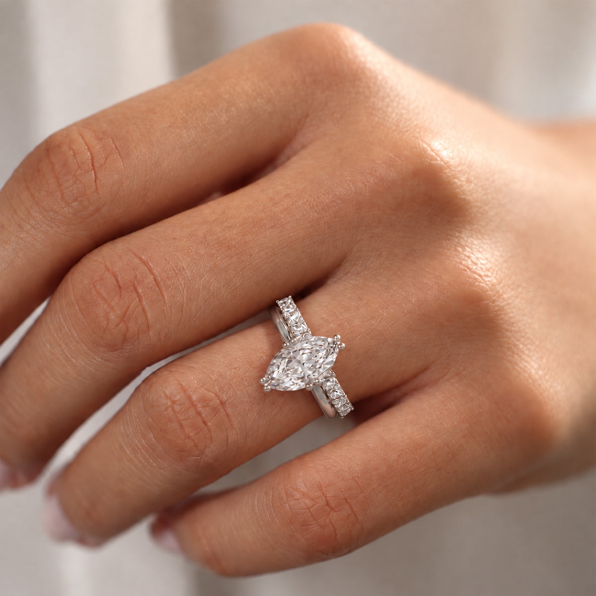 18K White Gold Vermeil