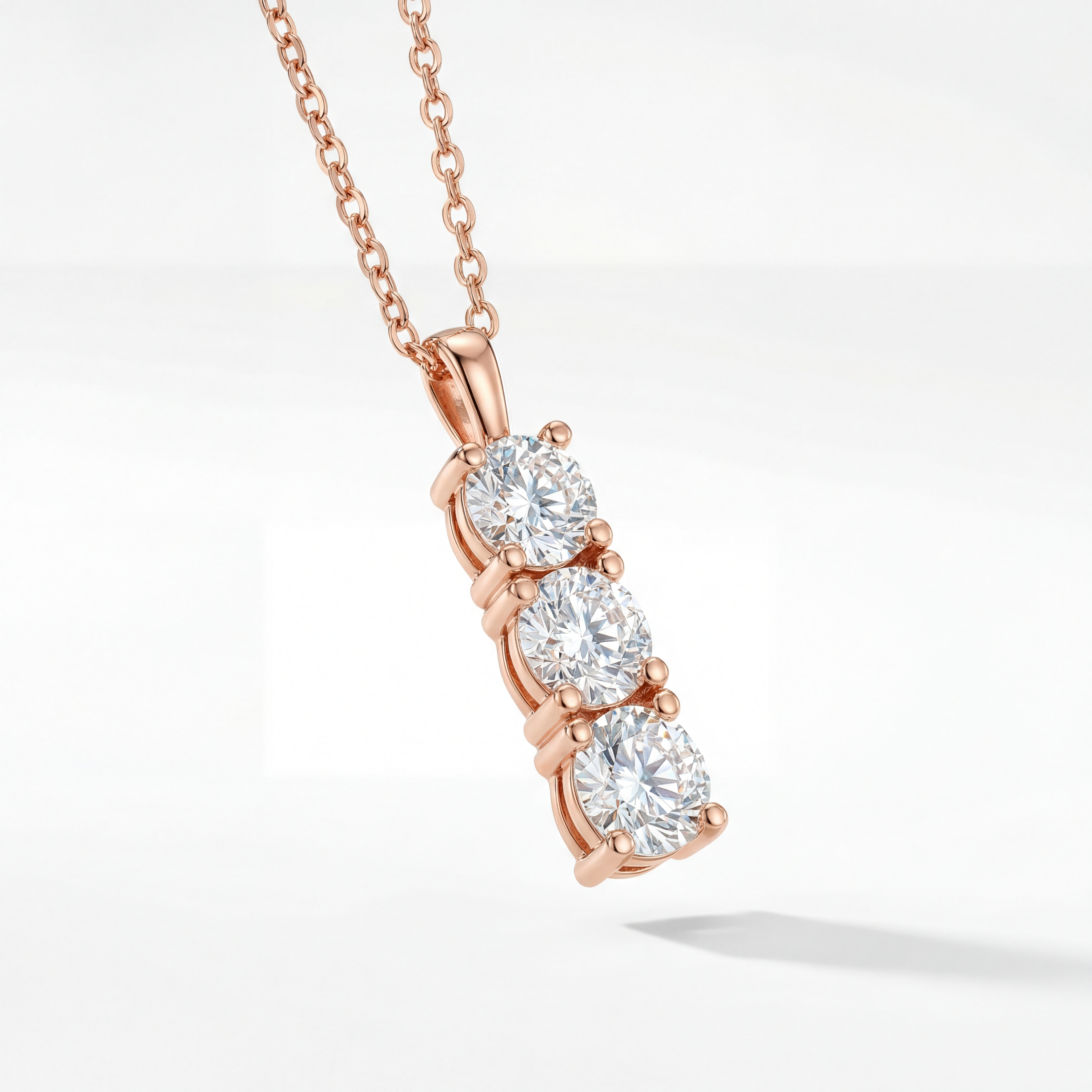 Trois Lumières Necklace