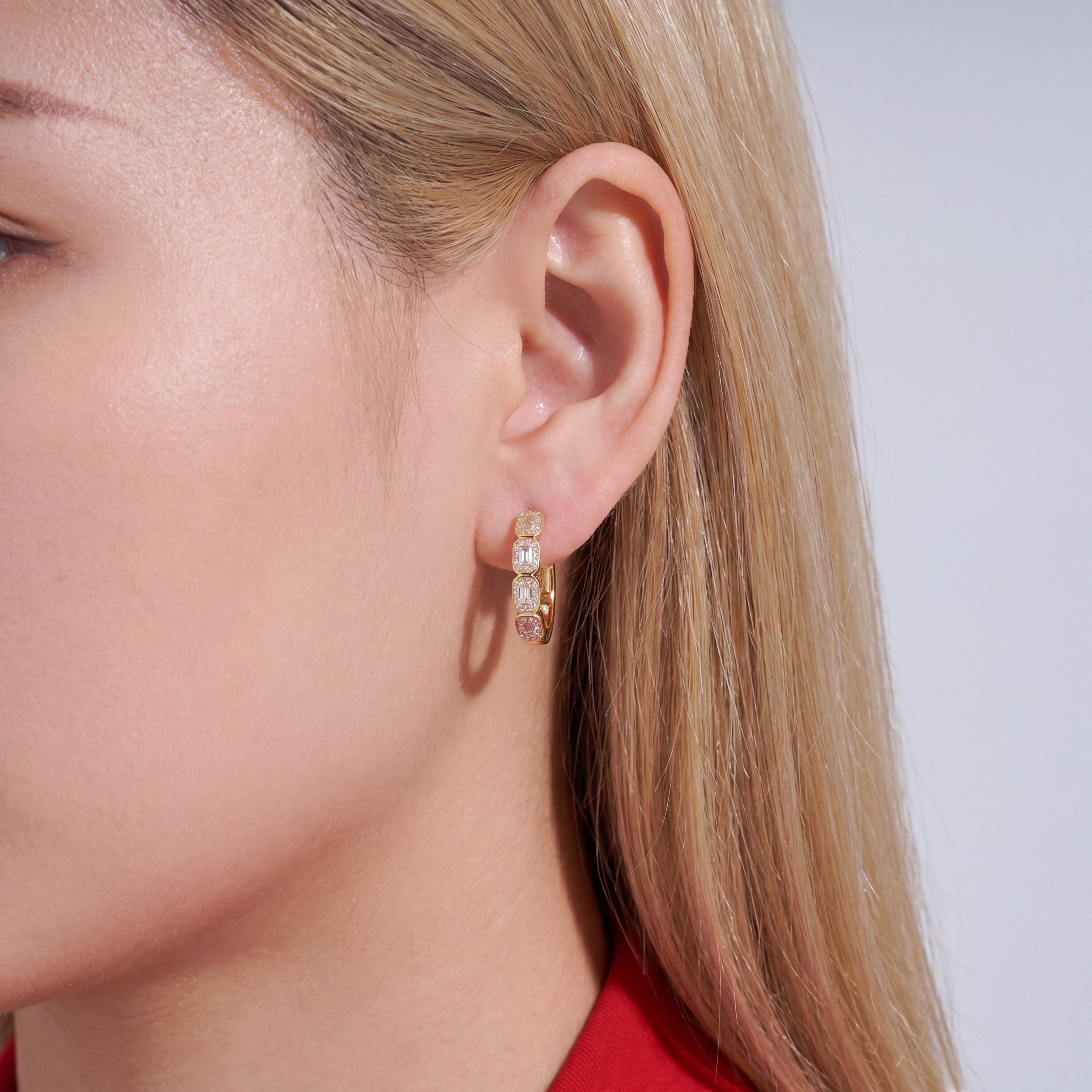 18K Yellow Gold Vermeil, 18K Yellow Gold Vermeil / Lifestyle