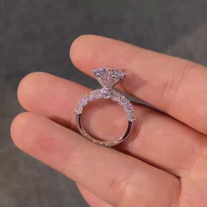 L’Étoile Royale Ring