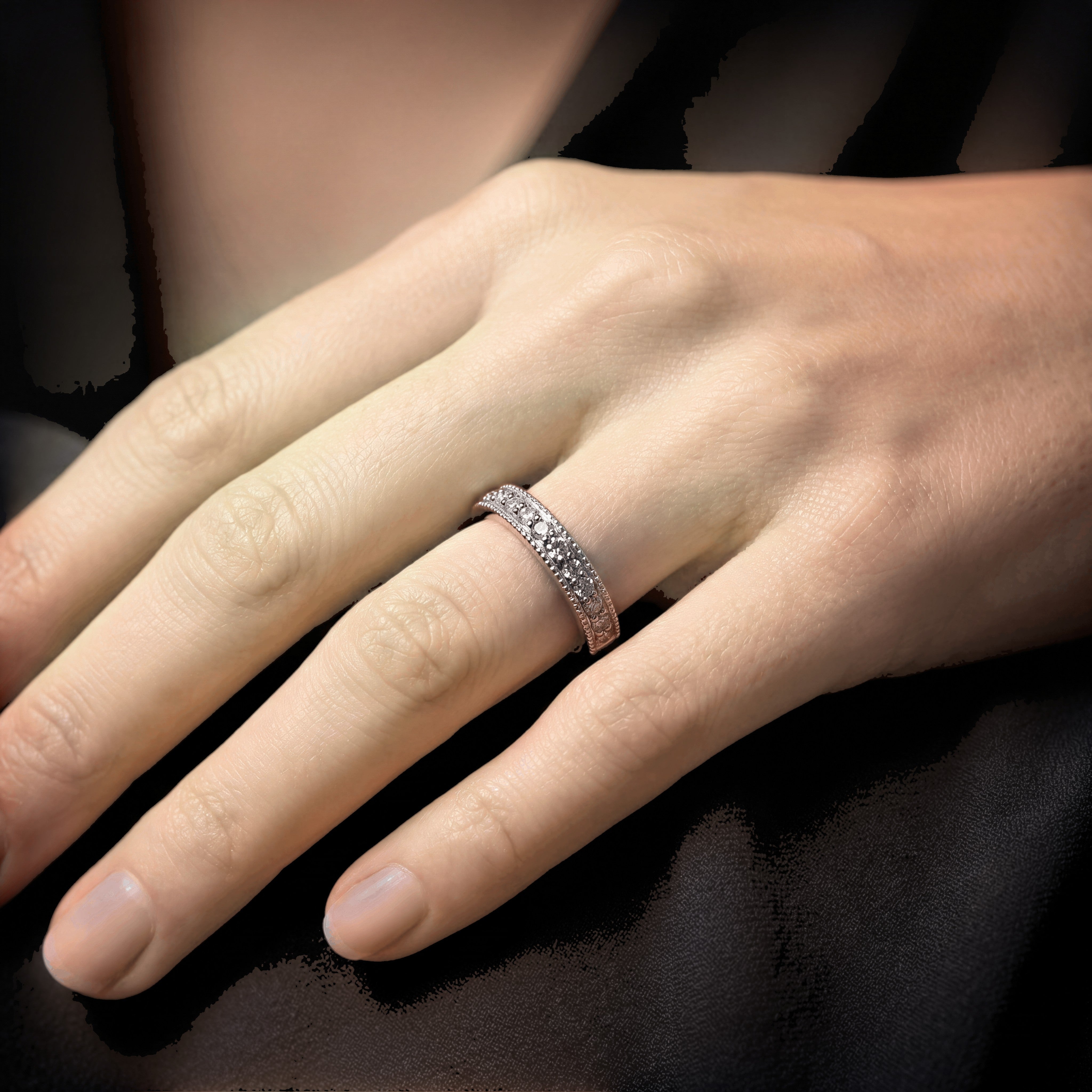 18K White Gold Vermeil, 18K White Gold Vermeil / Lifestyle