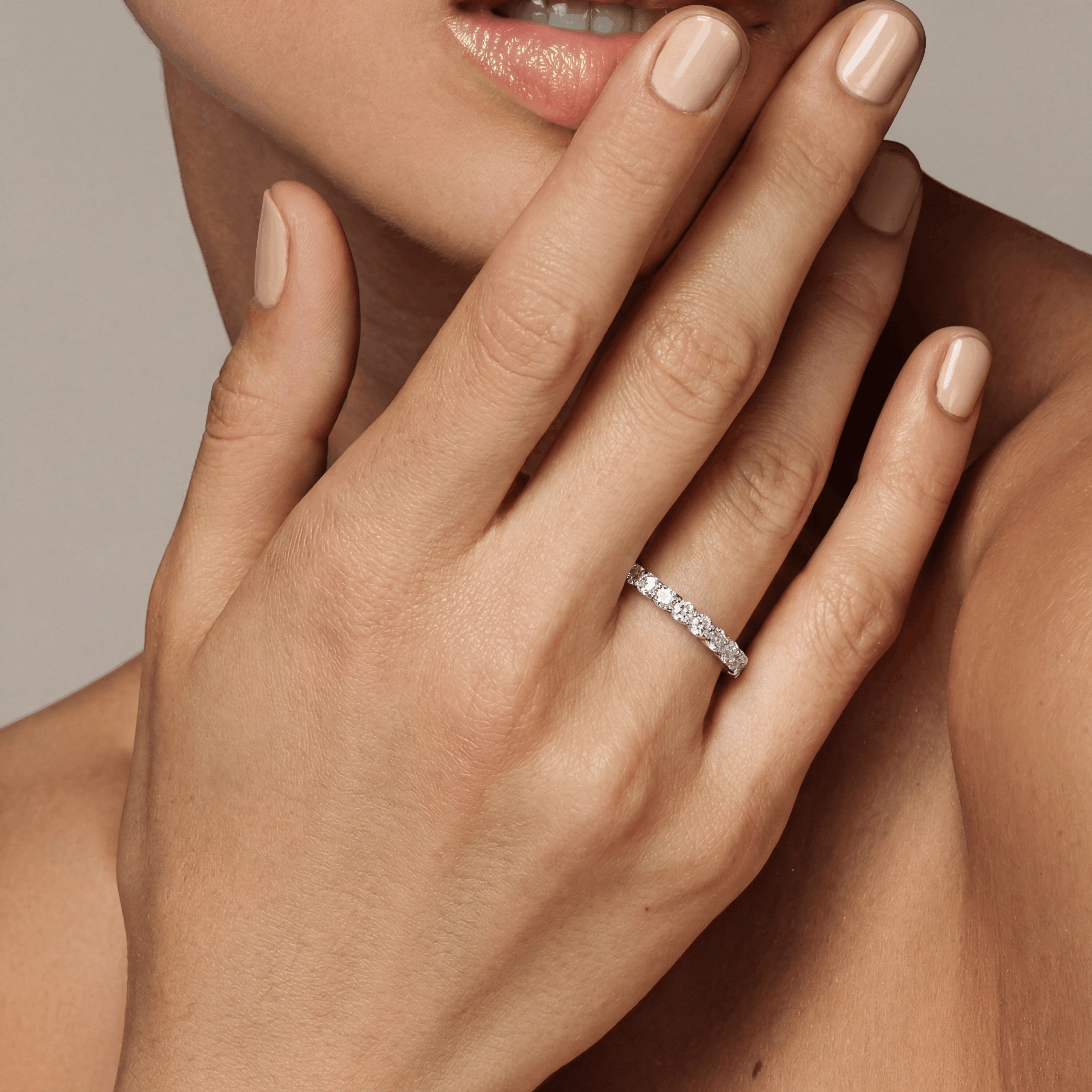18K White Gold Vermeil, 18K White Gold Vermeil / Lifestyle