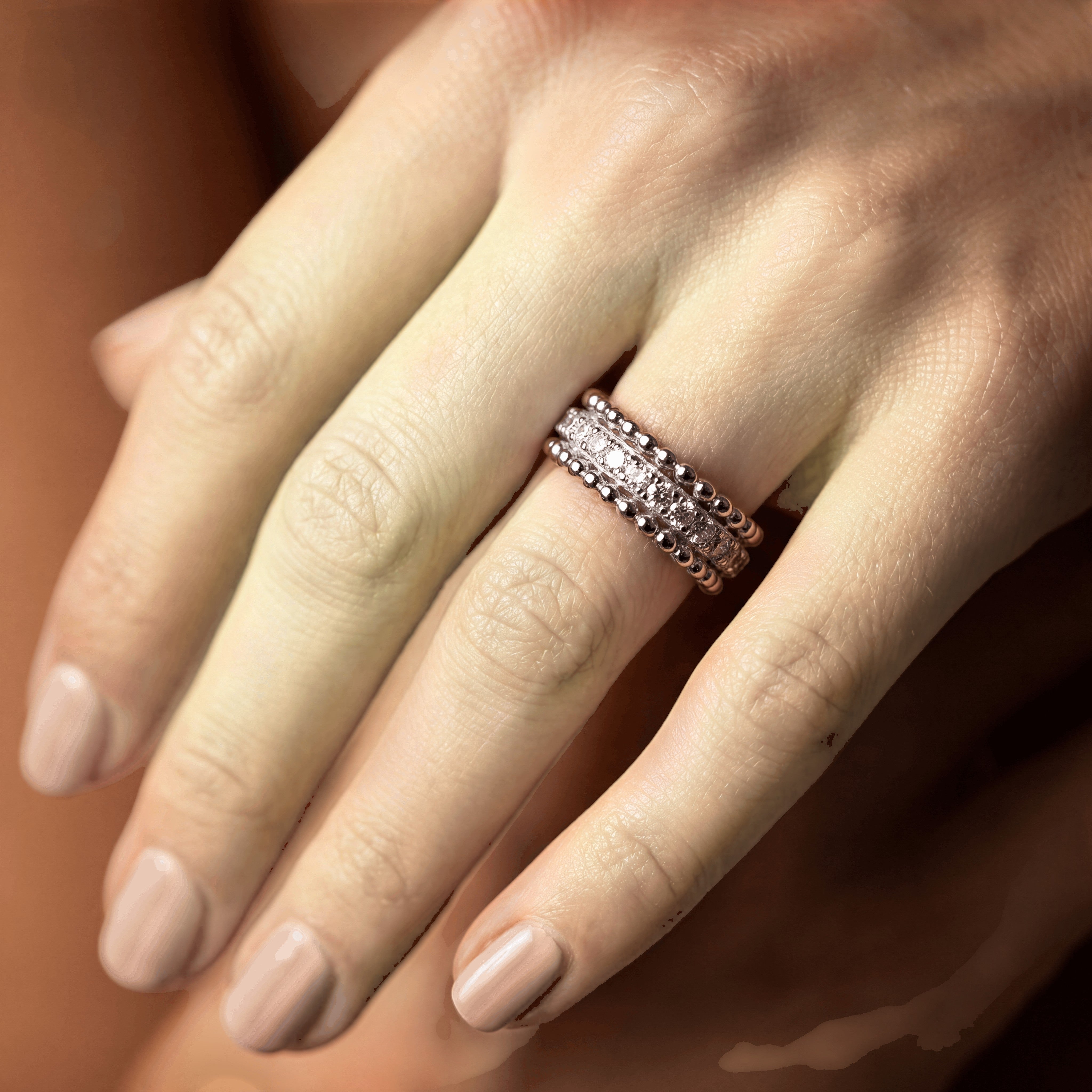 18K White Gold Vermeil, 18K White Gold Vermeil / Lifestyle