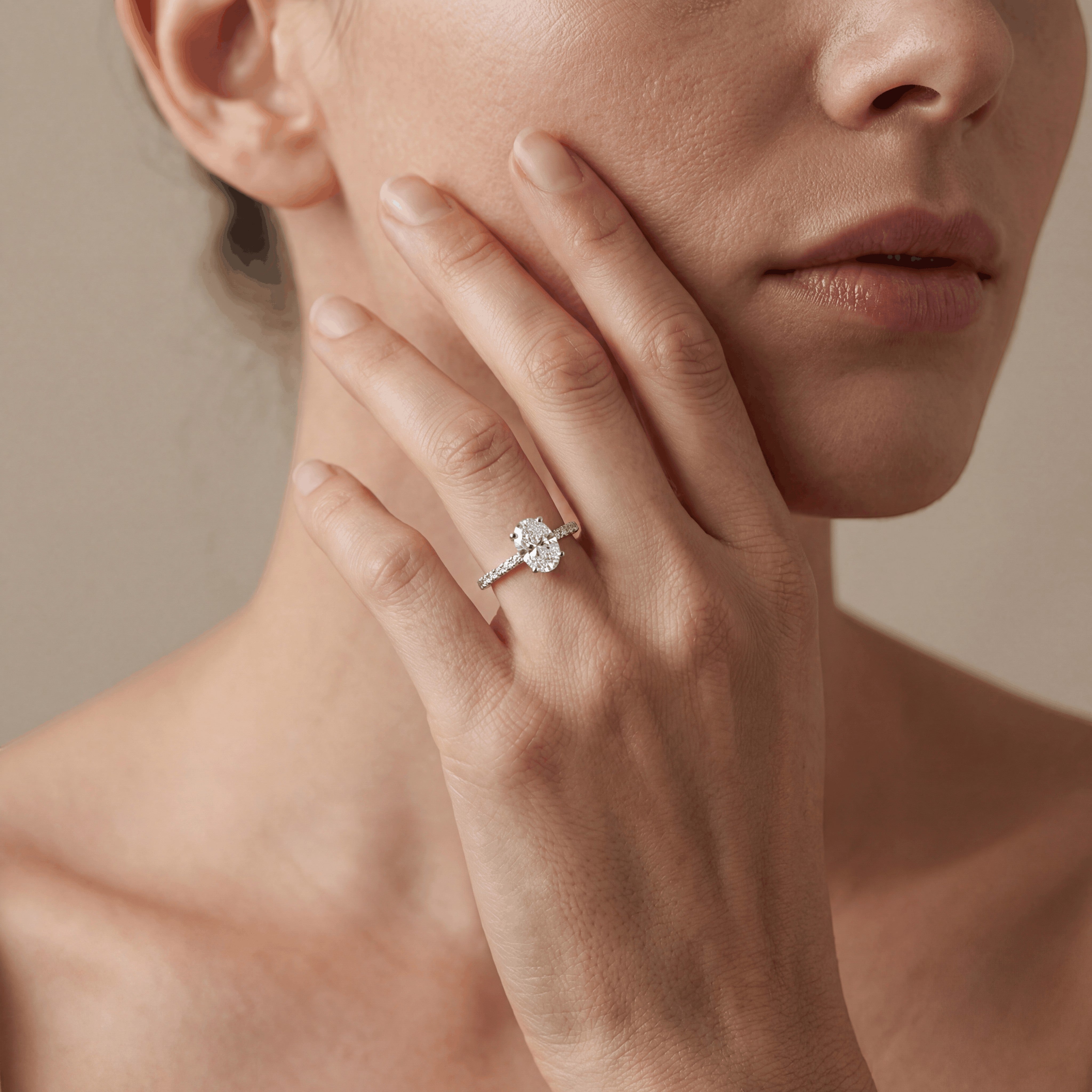 18K White Gold Vermeil, 18K White Gold Vermeil / Lifestyle