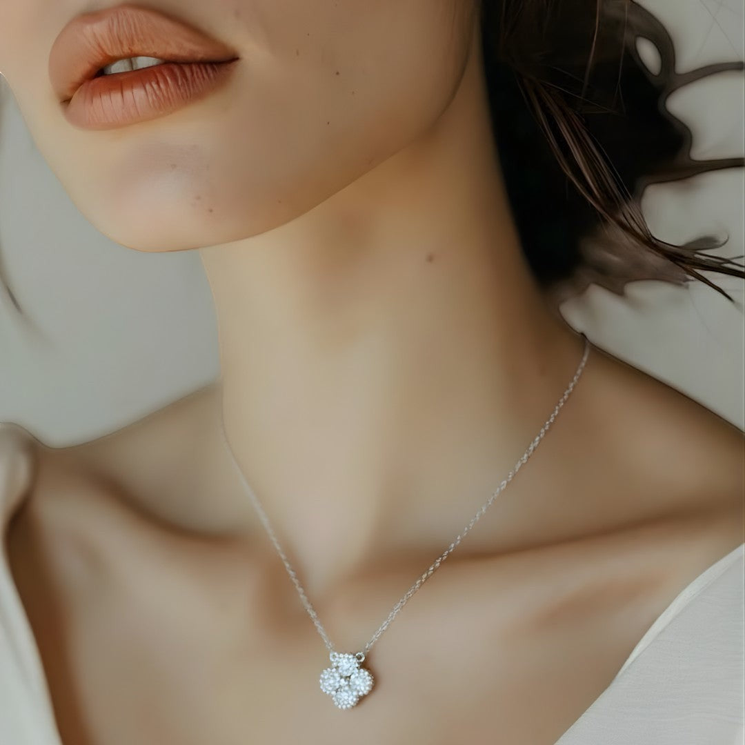 18K White Gold Vermeil, 18K White Gold Vermeil / Lifestyle
