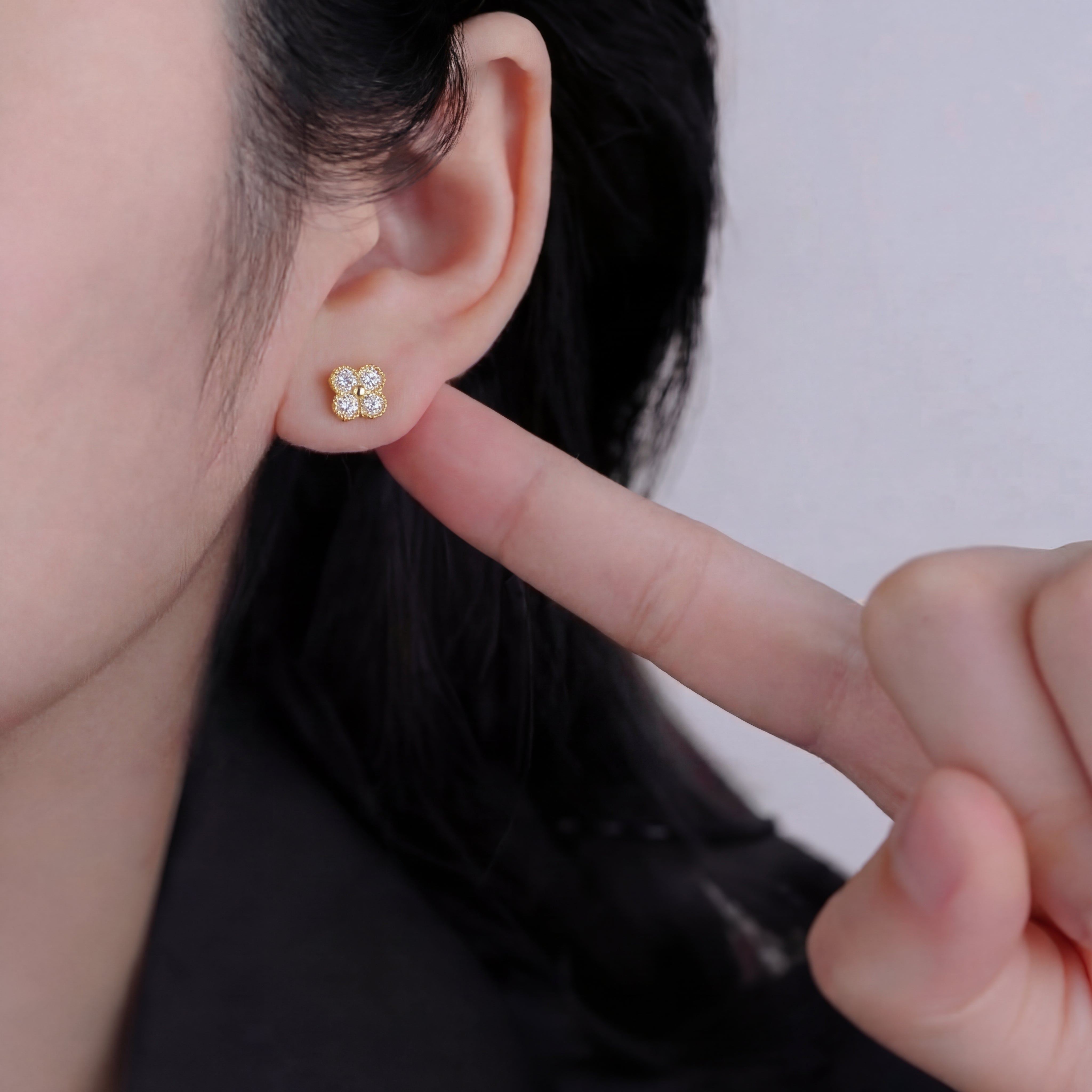 Fleur de Lumière Earrings