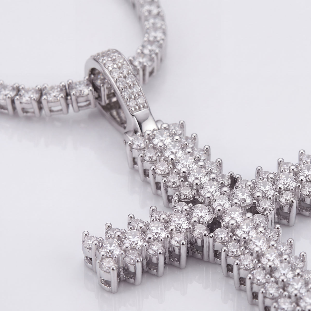 18K White Gold Vermeil, 18K White Gold Vermeil / Lifestyle