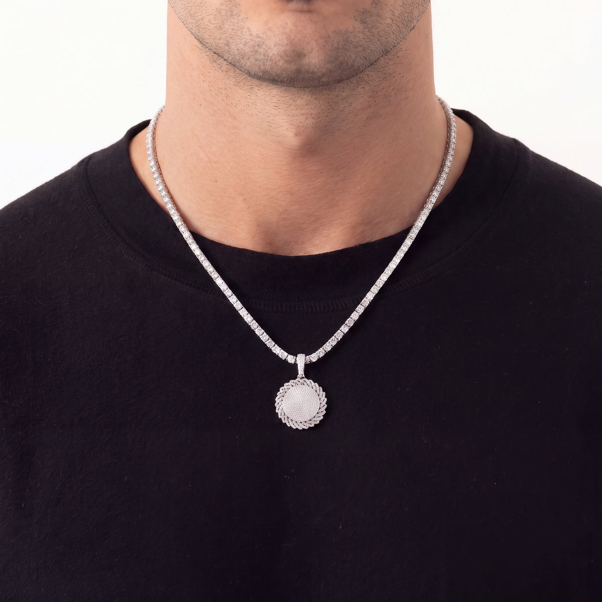 18K White Gold Vermeil, 18K White Gold Vermeil / Lifestyle