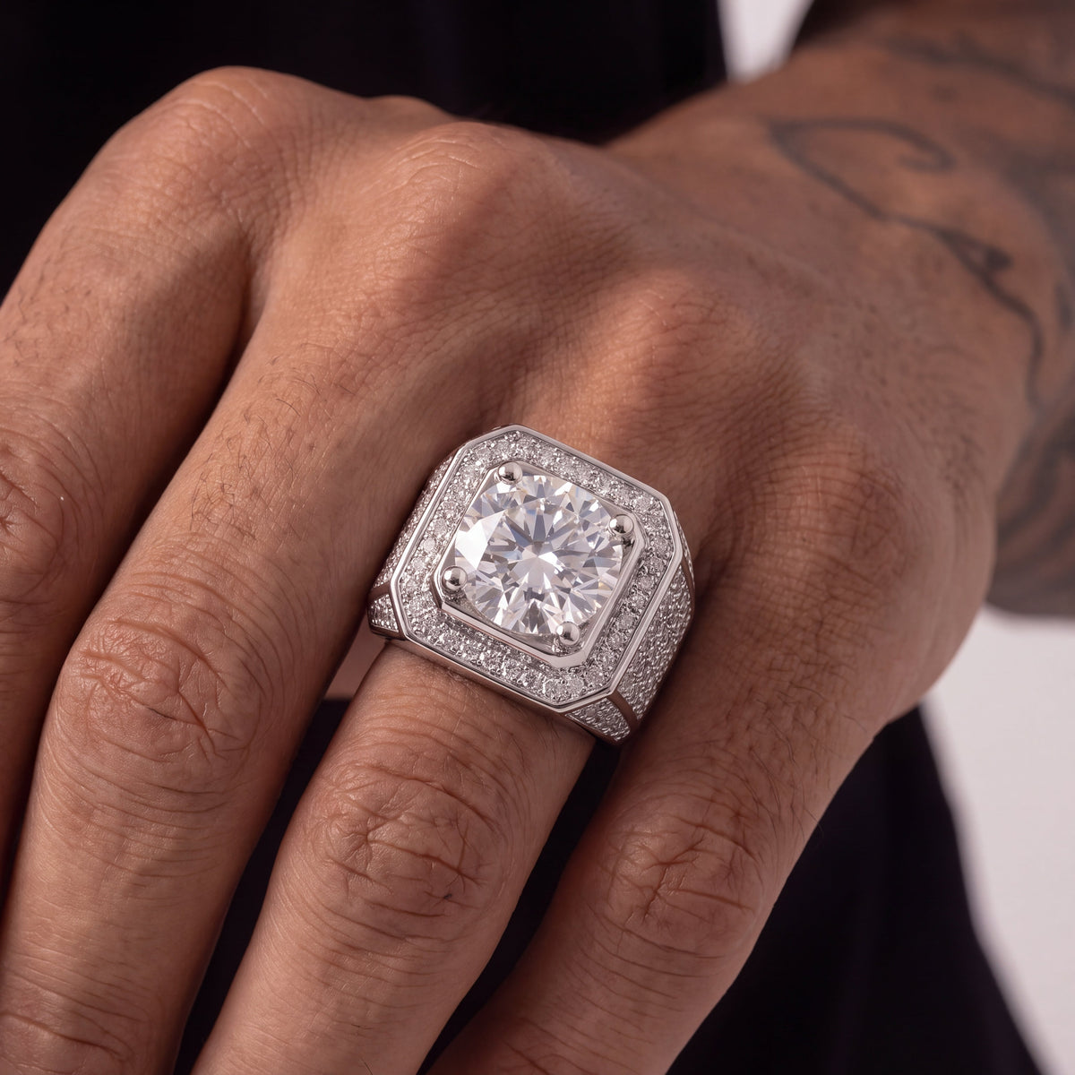 18K White Gold Vermeil, 18K White Gold Vermeil / Lifestyle