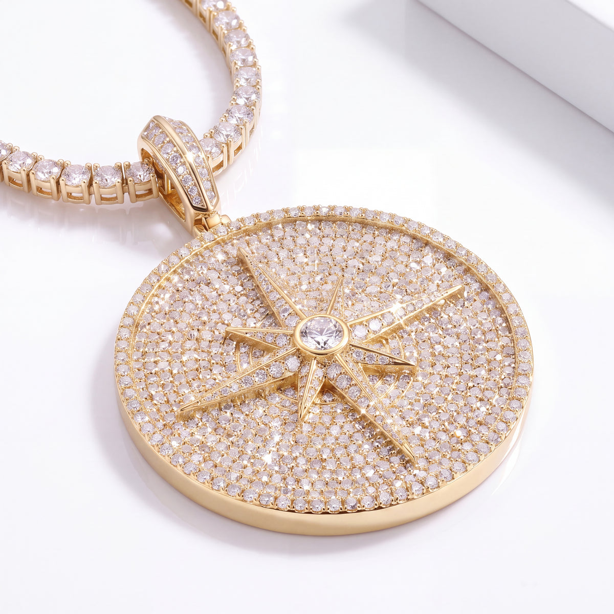 18K Yellow Gold Vermeil, 18K Yellow Gold Vermeil / Lifestyle