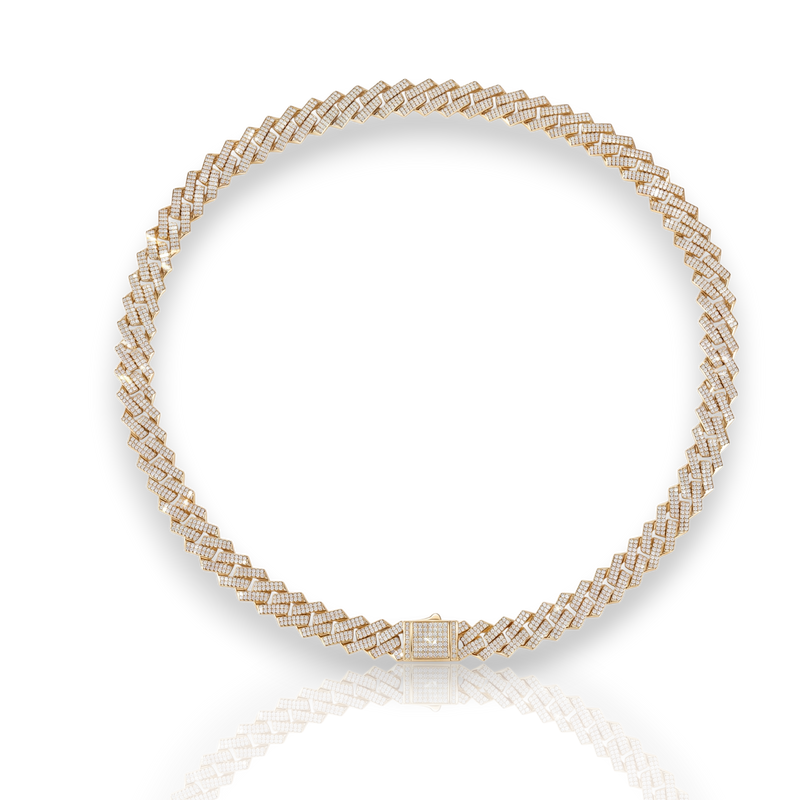 Aureline Montferrand Cuban necklace featuring pavé-set lab-grown Auréline gems on 18K gold vermeil interlocking links.